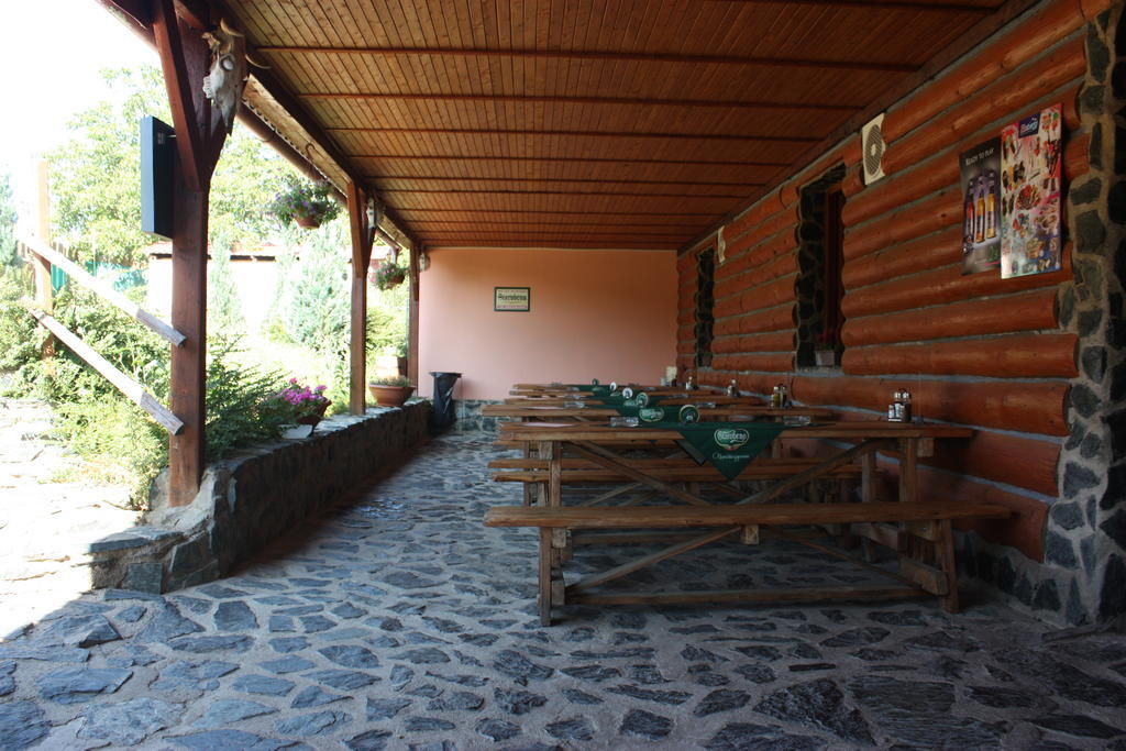 Penzion Jaroš Popuvky Exterior foto